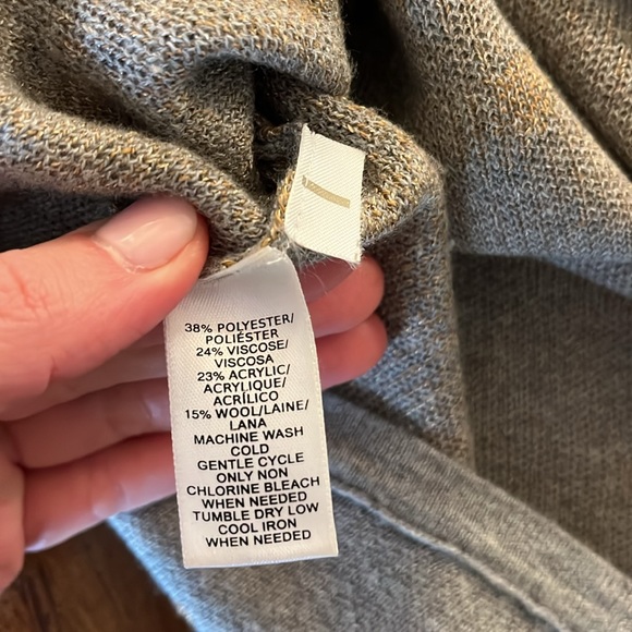 Loft Short Sleeve Grey Sweater with Metallic Gold Polkadots Sz S - Picture 5 of 6